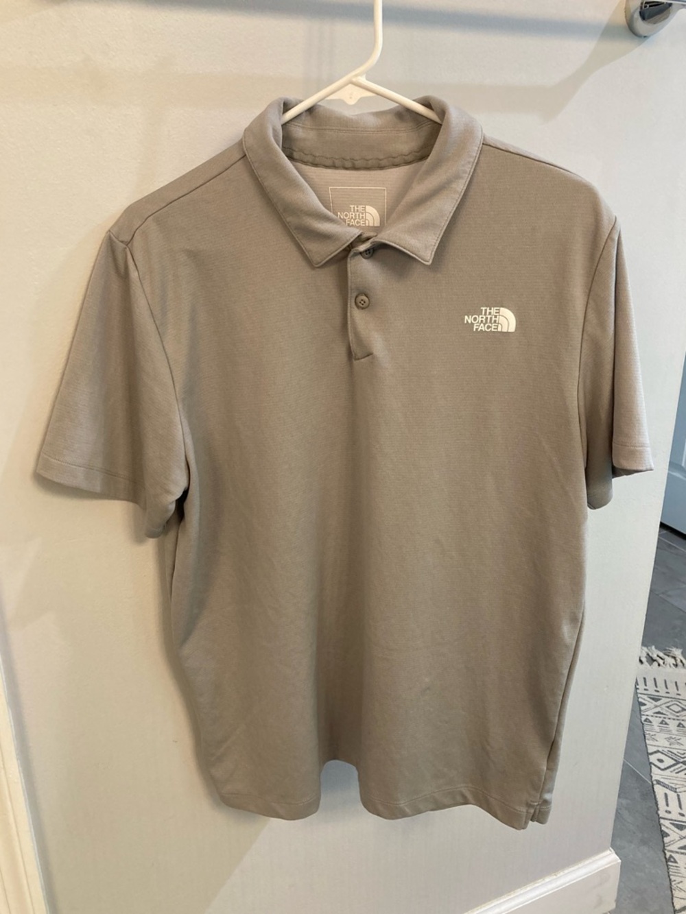 The North Face Men’s‎ Performance Short Sleeved Polo Gray Size Large